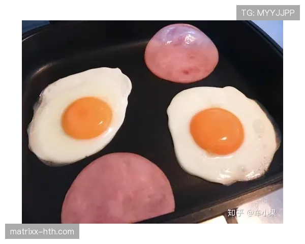 谌利军这生活也太拼了,训练完还能给娃做饭,到底哪儿来的精力? 谌利军这生活也太拼了,训练完还能给娃做饭,到底哪儿来的精力?